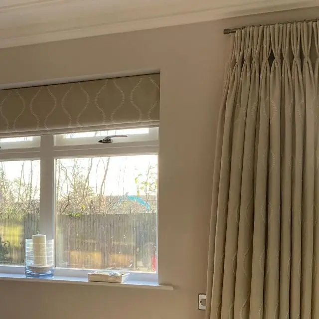 More neutrals today. A curtain for French doors and three Roman blinds in a very gentle, embroidered @johnlewis fabric